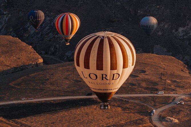 Balloon Flight over Soganli Valley Cappadocia / Lord Balloons - Breakfast before the balloons rise