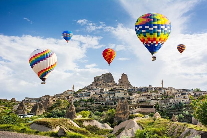 Cappadocia Balloon Flight - One hour above Göreme and the fairy chimneys