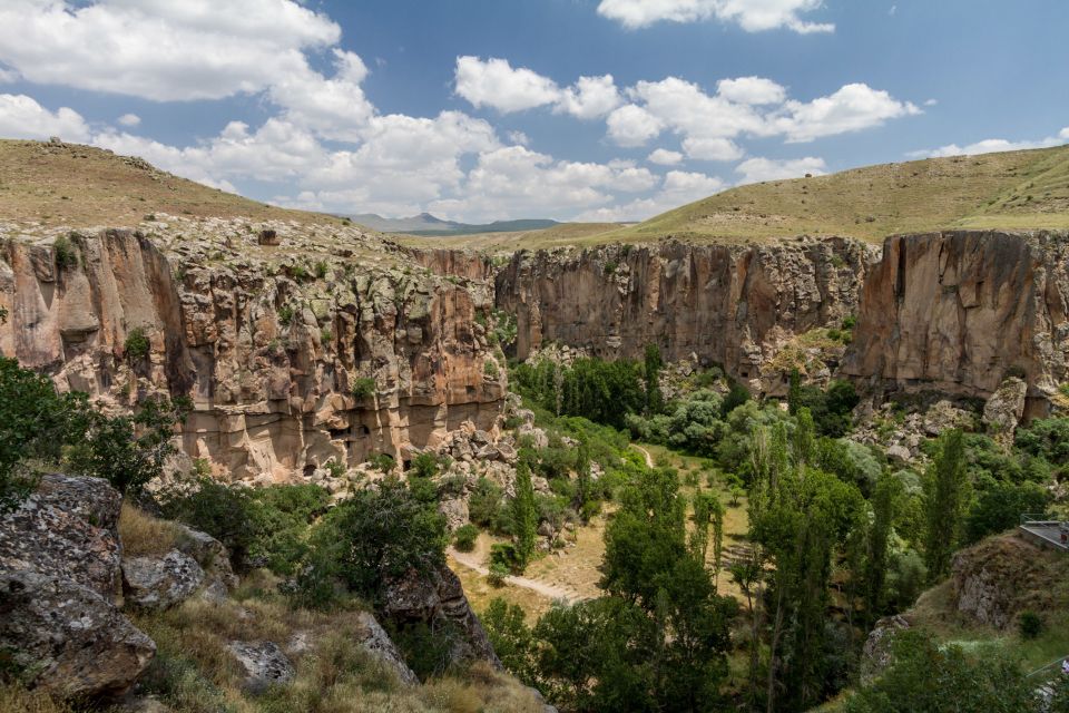 Cappadocia: Derinkuyu Underground City & Ihlara Valley Tour - Why this route shows Cappadocia in two different ways