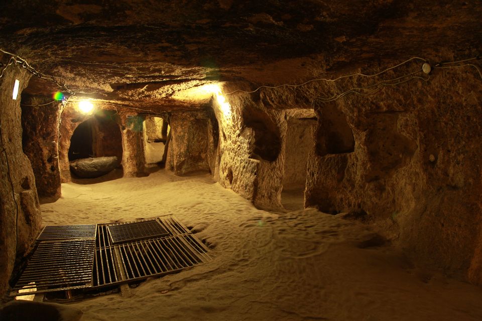 Cappadocia: Derinkuyu Underground City & Ihlara Valley Tour - Walking the Melendiz River through Ihlara Valley