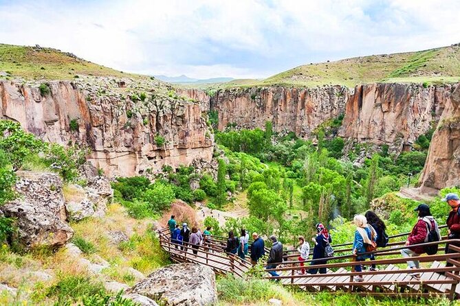 Cappadocia: Full-Day Green Tour w/Lunch & Tickets - The 400 steps into Ihlara Valley