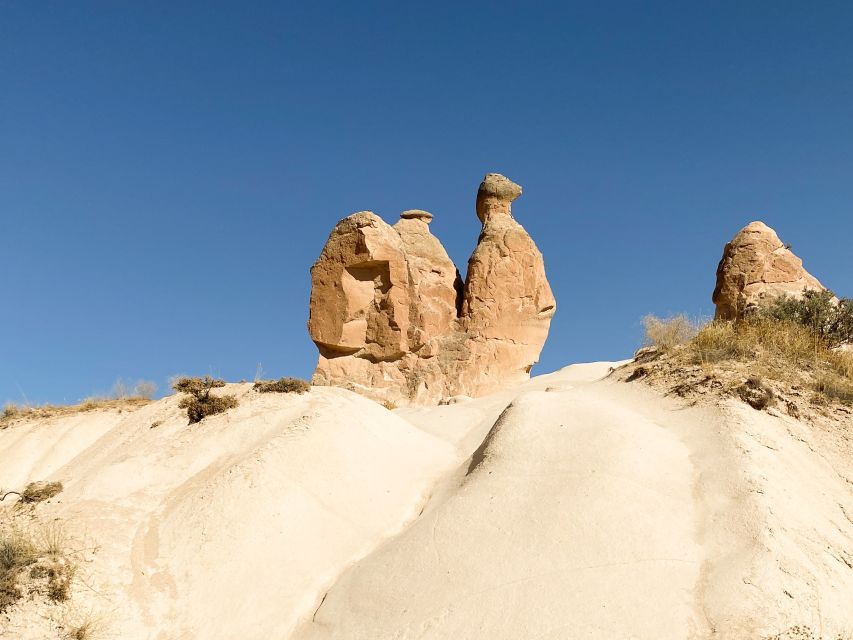 Cappadocia: Göreme Red Tour with Lunch and guide - Transport, pickup, and the shape of the day