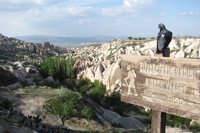 Cappadocia Green Tour - Walking beside the Melendis River in Ihlara Valley