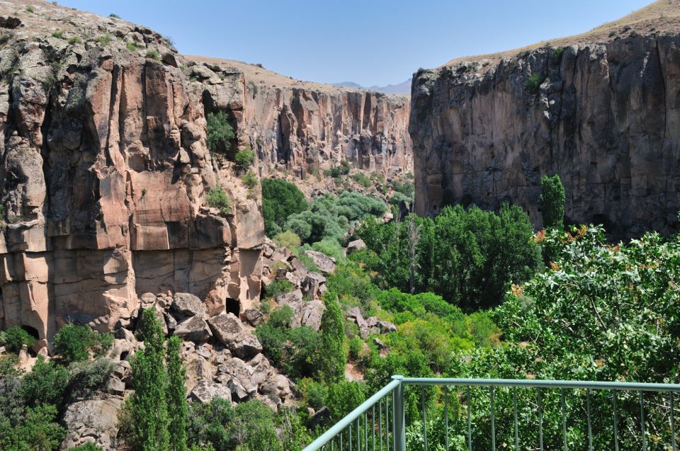 Cappadocia: Green Tour - Ihlara Valley & Underground City - Ihlara Valley adds a real walk beside the Melendiz River