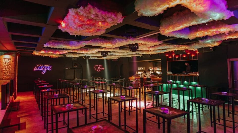 Cappadocia: Guided Bar Crawl with Hotel Pickup and Snack - Key points to know before you book