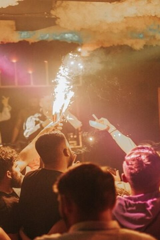 Cappadocia: Guided Bar Crawl with Hotel Pickup and Snack - The first bar, a useful start to the evening