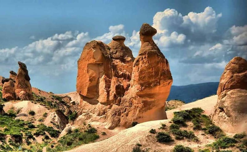 Cappadocia: Guided Red Tour with Lunch and Ticket - Zelve Open Air Museum shows how cave life really worked