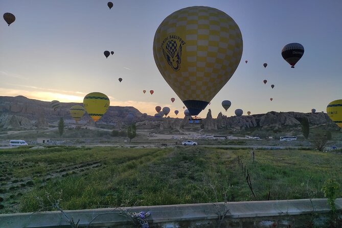 Cappadocia Hot Air Balloon Flight / Over Goreme & FairyChimneys - The basket and group size