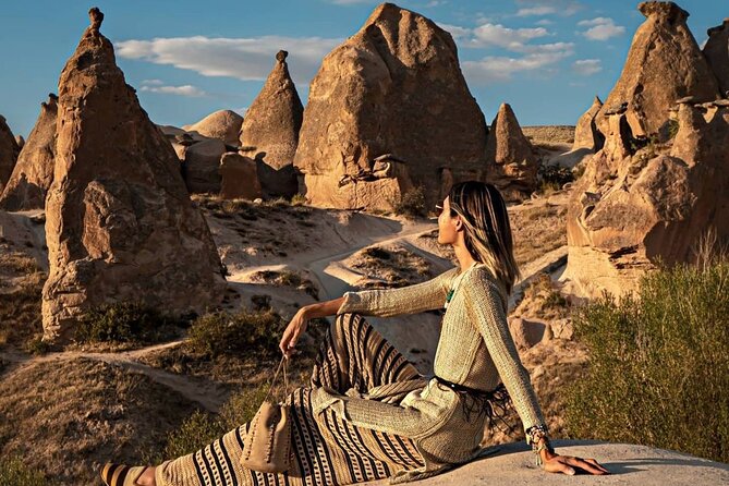 Cappadocia Luxury Private Tour - Uçhisar Castle rises above the plain