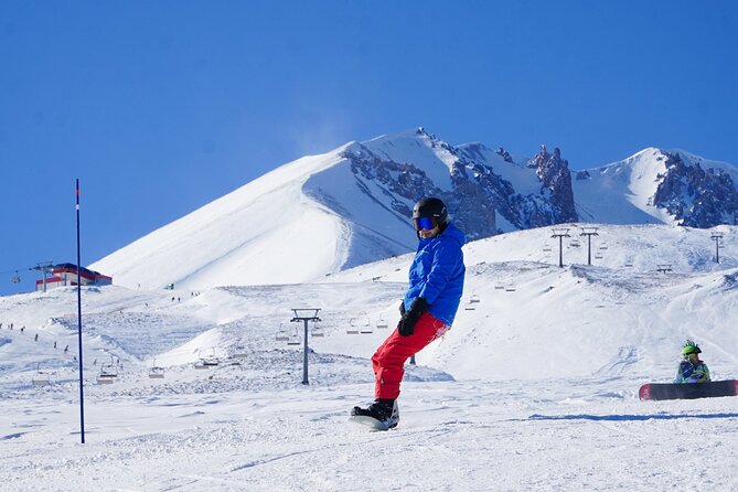 Cappadocia: Mount Erciyes Ski and Snowboard Tour - Arriving at Mount Erciyes