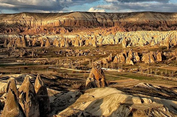 Cappadocia Red Tour: A Day of Exploration with an Expert Guide - Lunch in Avanos: useful fuel, with one extra cost