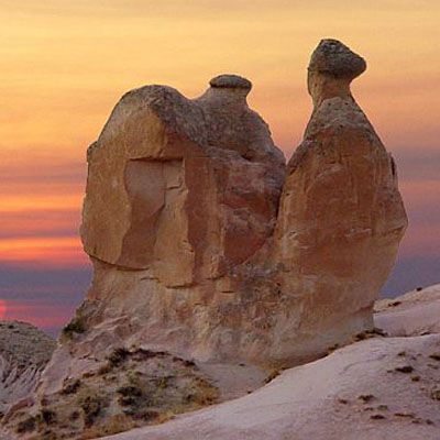 Cappadocia South: Underground City Tour With Lunch & Ticket - Lunch in Avanos, with Turkish dishes on the table