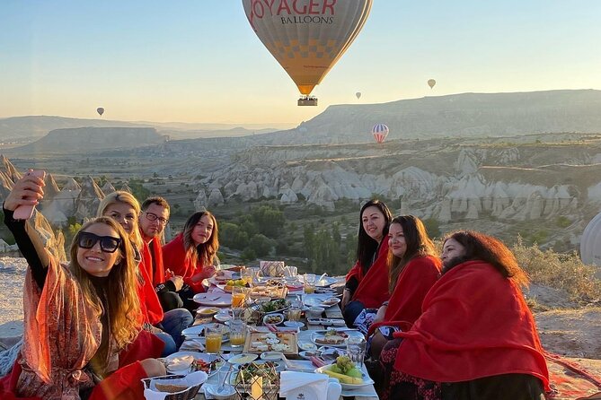 Cappadocia Sunrise Breakfast With Hot Air Balloons - What the three-hour morning feels like