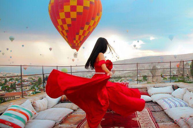 Cappadocia:Sunrise Hoot Air Ballon Over Göreme Valley - The sunrise view and what you can actually see