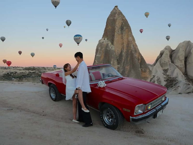 Cappadocia Sunrise or Sunset Photoshoot - How Hasan handles posing