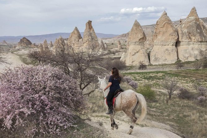 Cappadocia Sunset Horse Riding through the Valleys and Fairy Chimneys - What to wear and bring for a two-hour ride