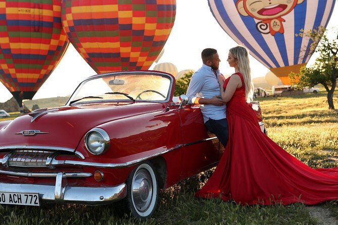 Classic Car Tour in Cappadocia Sunrise/Sunset - Love Valley: fairy chimneys and changing crowds