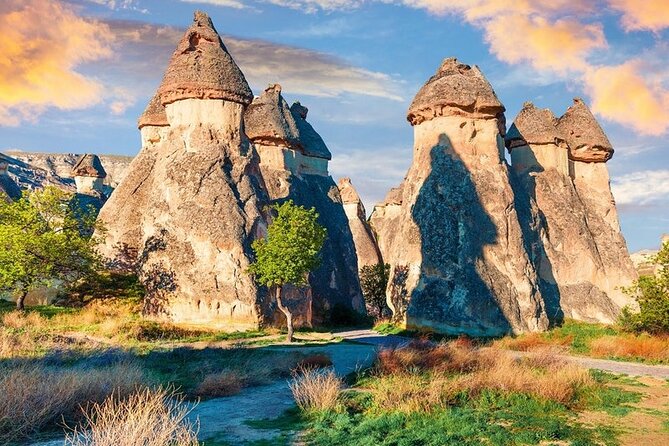 Deal Package : Cappadocia Red Tour + ATV Quad Bike Safari + Hot Air Balloon Tour - Lunch in Göreme, with a vegetarian choice