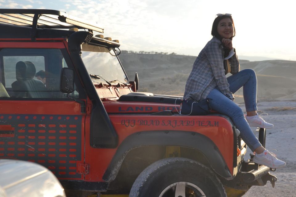 From Göreme/Ürgüp: Cappadocia Jeep Safari Sunrise or Sunset - Who will enjoy this most