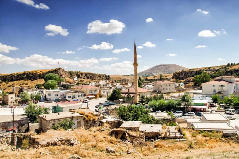 Full Day Cappadocia Red and Green Combined Day Tour - Çavuşin and Uchisar Castle