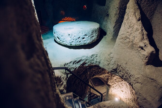 Full-Day Cappadocia Tour with Sunrise Hot Air Balloon Ride - Pigeon Valley and the houses in the cliffs