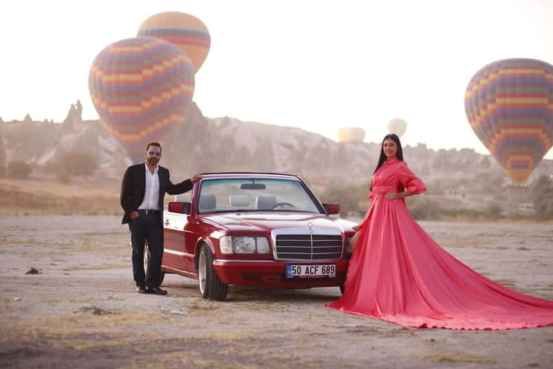Göreme: Classic Car Tour - Sunrise beneath Cappadocia’s hot-air balloons