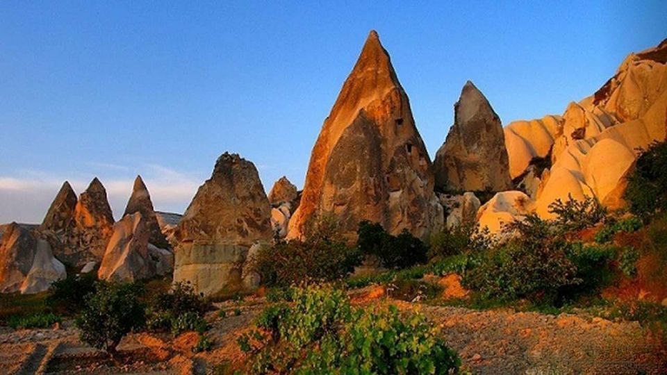 Göreme: Full-Day Customized Cappadocia Compact Itinerary - Avanos pottery and the craft stops
