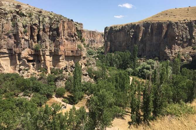 Green Tour: Cappadocia’s Emerald Depths & Underground Secrets - Kaymakli Underground City is the day’s most unusual stop