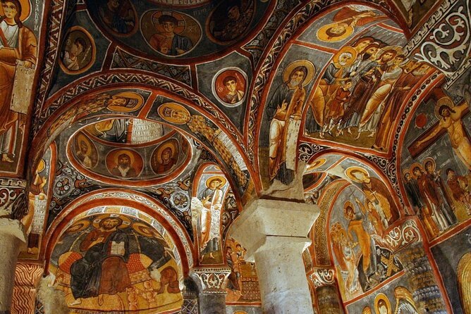 Highlights of Cappadocia: Best of Red & Green Routes in One Day - Silk carpets and the patience of weaving