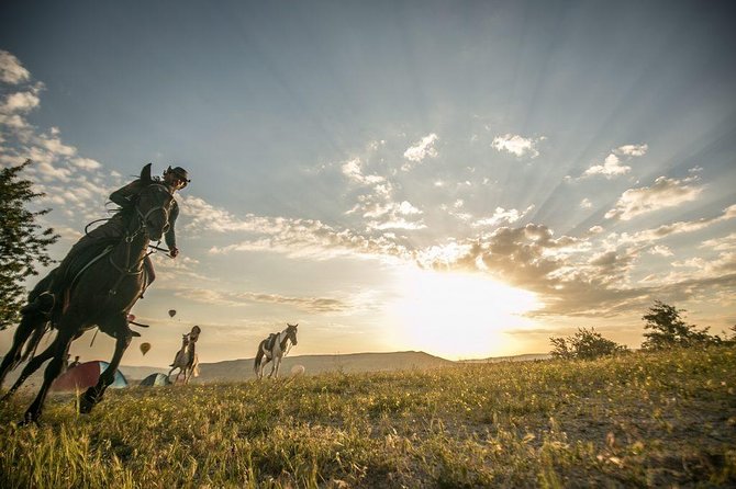 Horse Riding in Cappadocia in fairy chimeys - Pickup, timing, and the meeting point