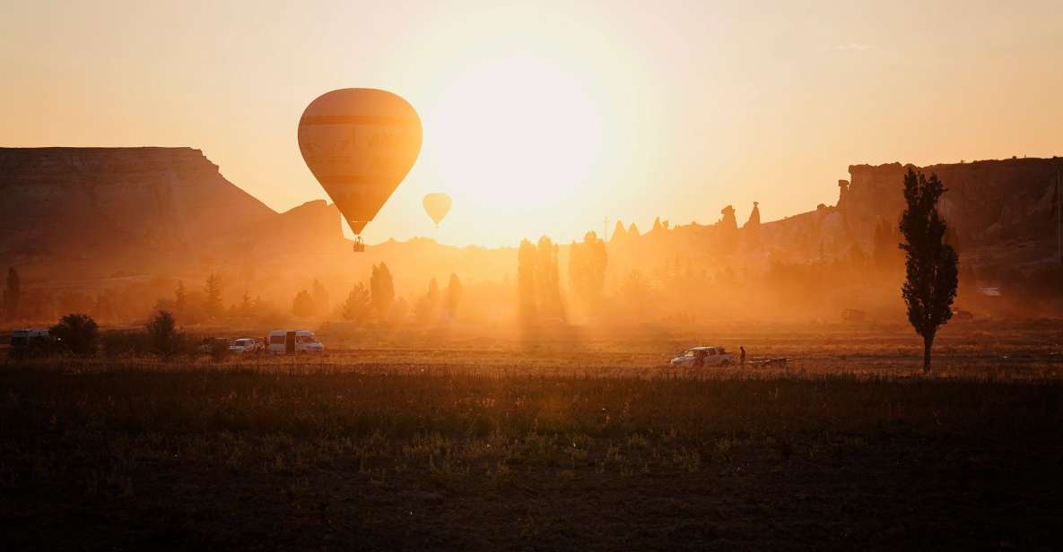 Hot air balloons in Goreme red valley - How the early morning schedule works