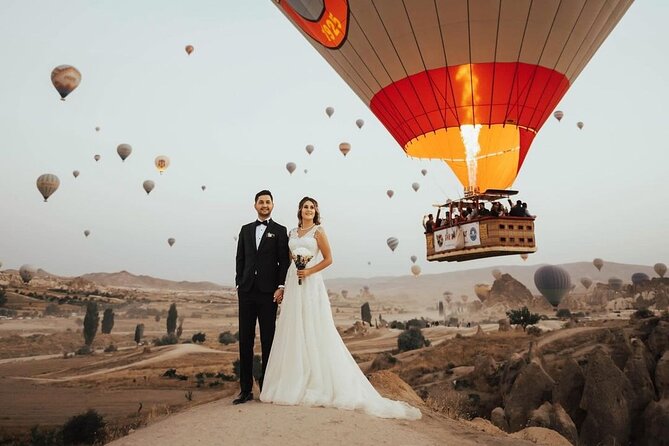 Marriage Proposal and Photoshoot in Cappadocia with Balloon view - Why Love Valley makes a strong proposal setting