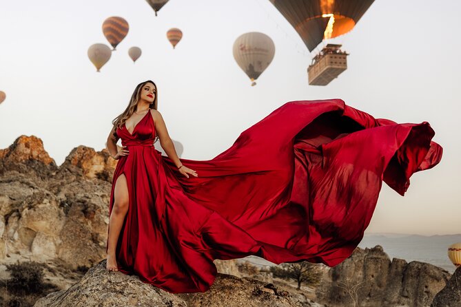 Photoshoot with Balloons in Cappadocia - Who will enjoy this most