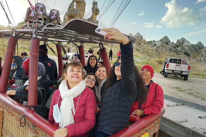 Private Cappadocia Tour (English speaking guide, luxury vehicle) - Fairy chimneys: Cappadocia’s first great introduction