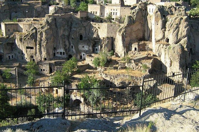 Private Green Cappadocia Tour With Guide&Vehicle - What the private format changes
