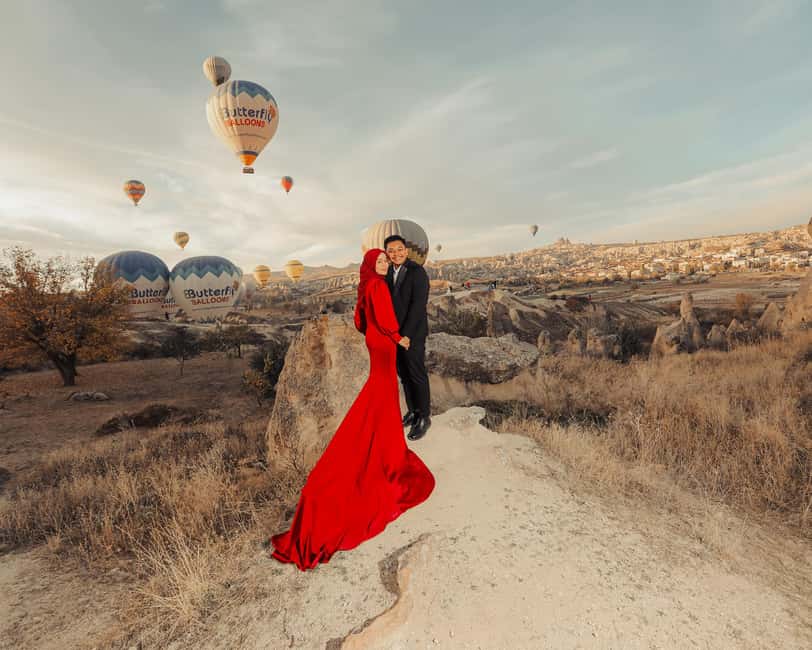 Private Photo Shoot in Cappadocia With Transportation - Love Valley brings the balloons closer