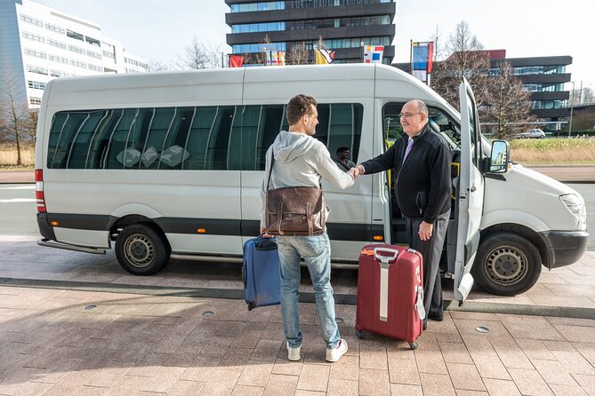 Private Transfer Service - Communication is part of the service