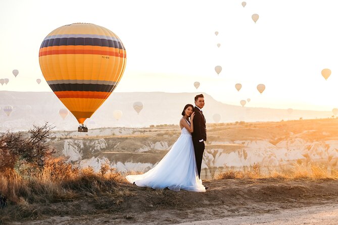 Professional Photo Shoot in Cappadocia - In Sunrise with Hot Air Balloons - Working with Beste, Nur, and Ugur