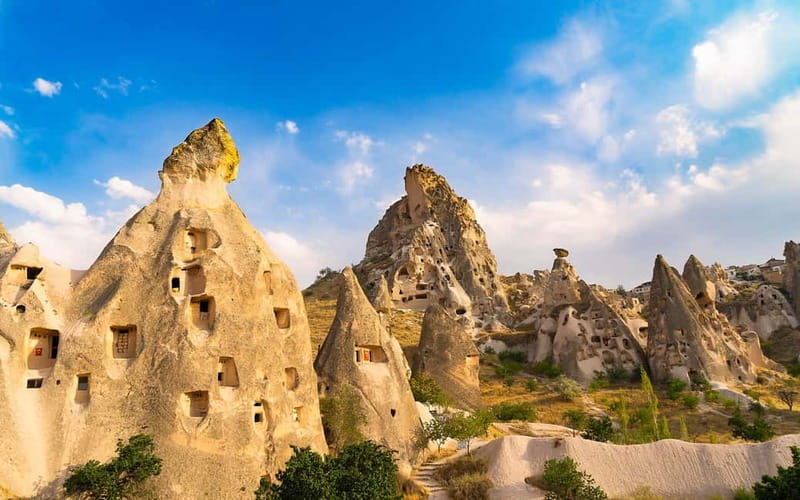 Red (North) Tour Cappadocia Small Group - Göreme Open-Air Museum rewards careful looking