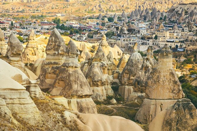 Red (North) Tour Cappadocia (small group) with lunch and ticket - Lunch in Goreme breaks up the sightseeing