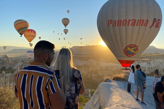 Sunrise Balloon Watching Tour with Photographer in Goreme - Love Valley at sunrise