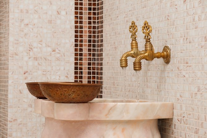 Traditional Turkish Bath Experience in Cappadocia - The hot marble slab and body scrub
