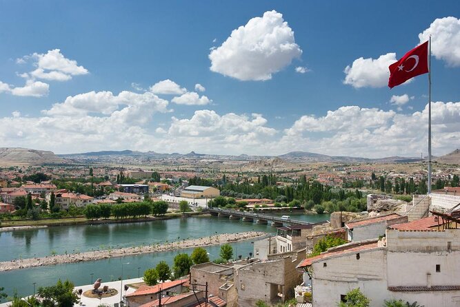 Turkish night show with dinner and unlimited free alcohol - What the Cappadocia Turkish Night is really like