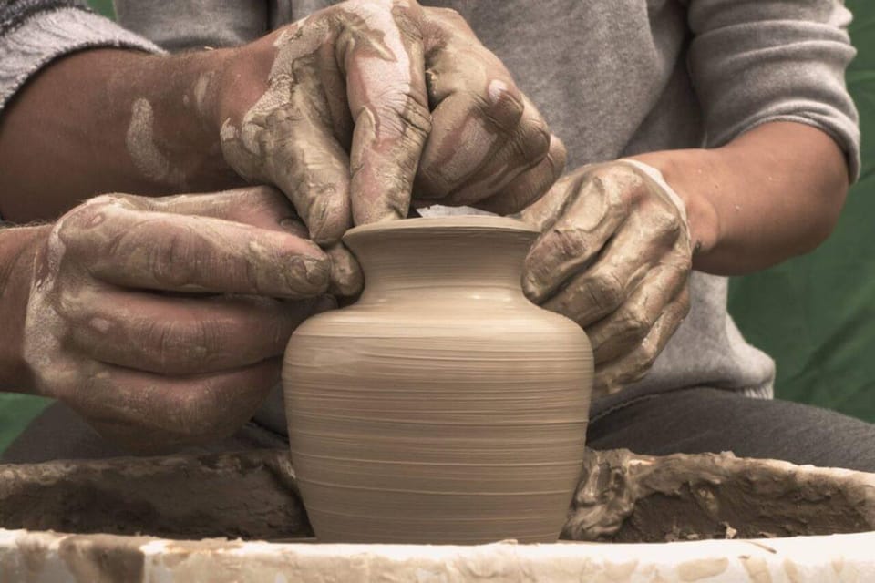 Visit to Cappadocia ceramic workshop and carpet store - Key points to know before you book